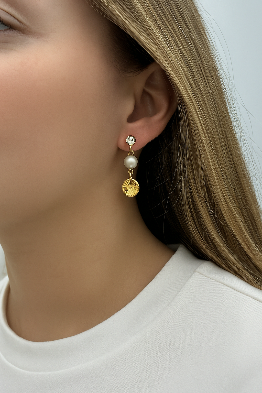 Par de Aros Colgante Oro 18 Kilates Perla y Circón