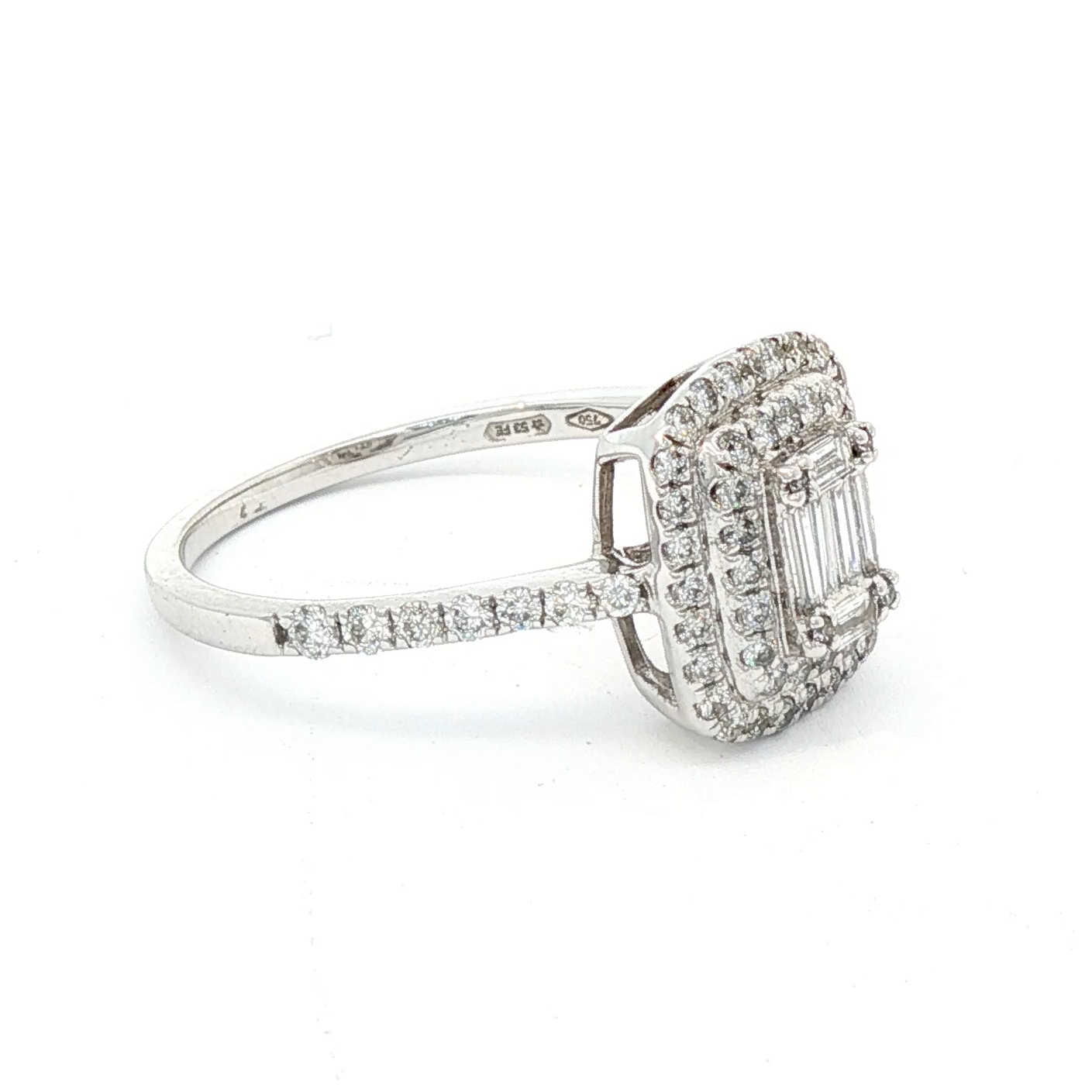 Anillo Diamante Oro blanco 18 Kilates Corte Baguette