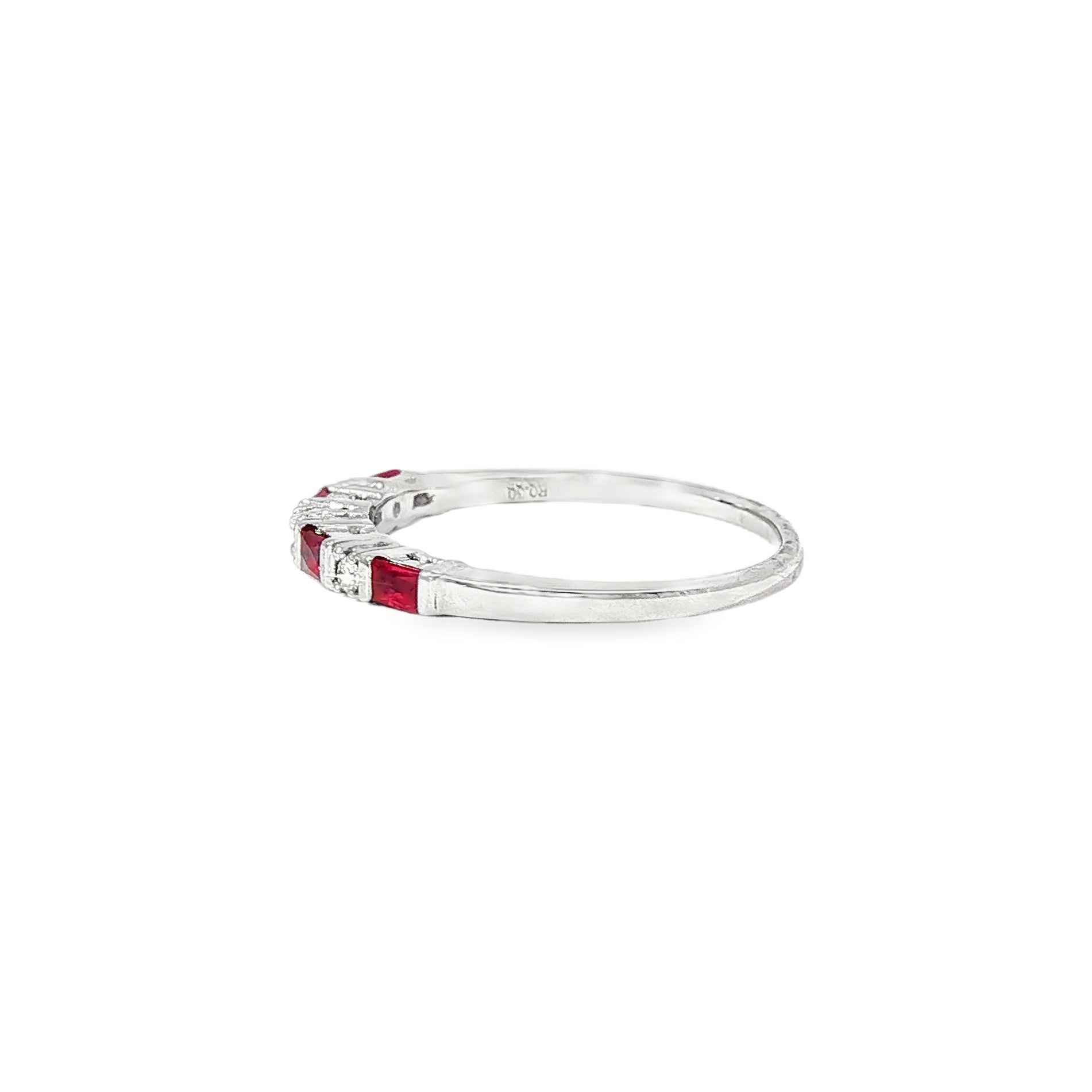 Anillo Cintillo Oro Blanco 18K Rubí y Diamantes Naturales