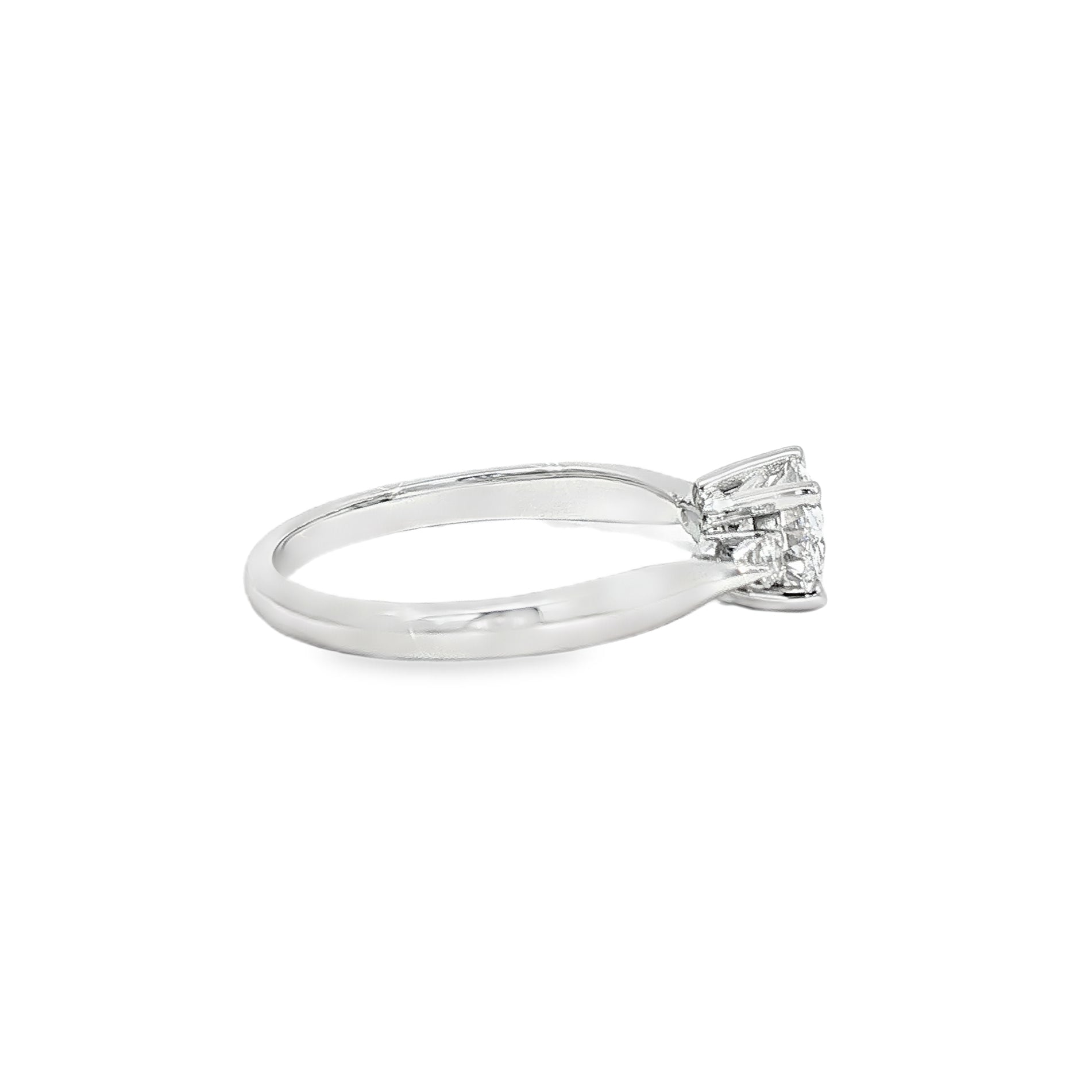 Anillo Tricillo Atemporal de Oro Blanco 18K Diamantes de Laboratorio