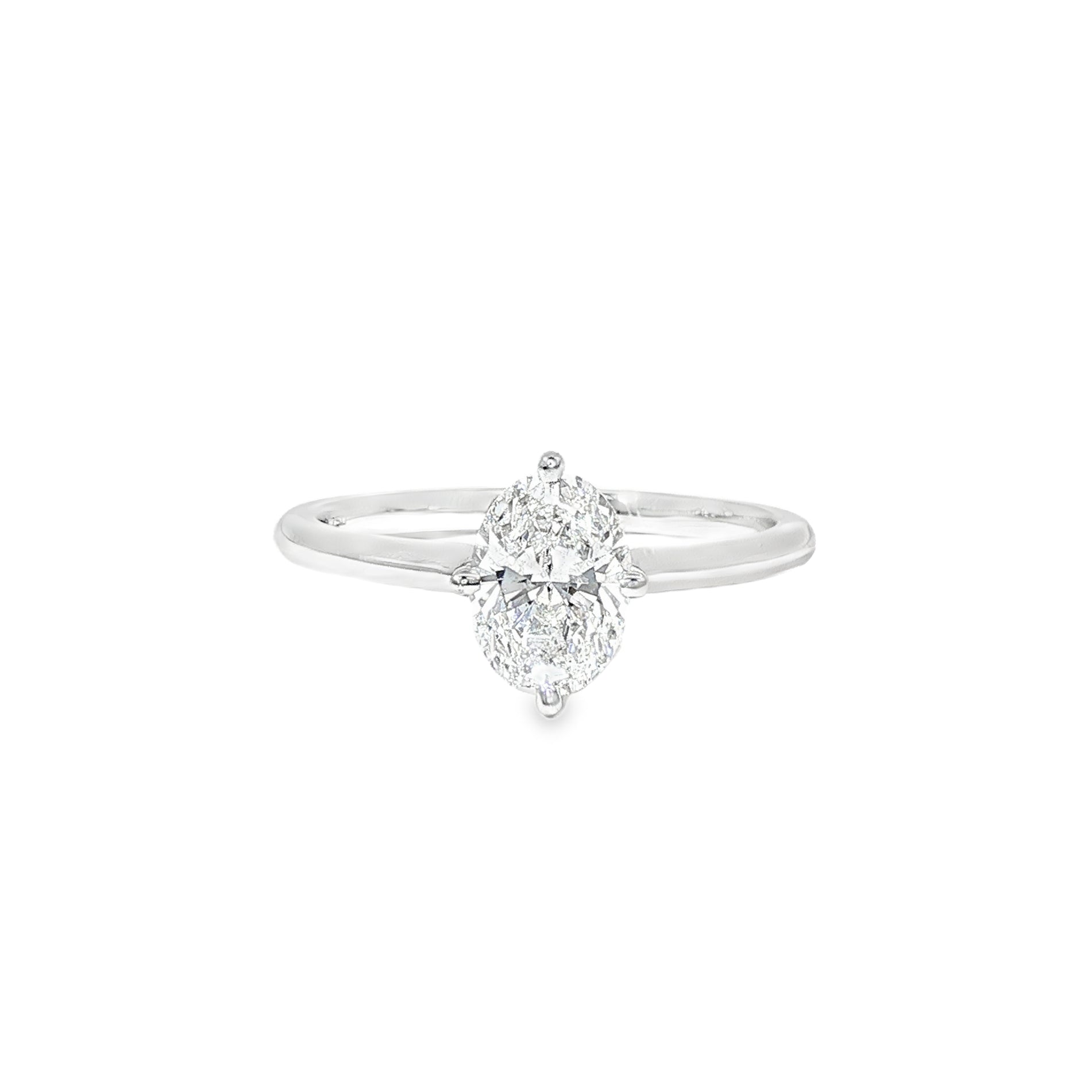 Anillo Solitario Oval de Oro Blanco 18K Diamante de Laboratorio