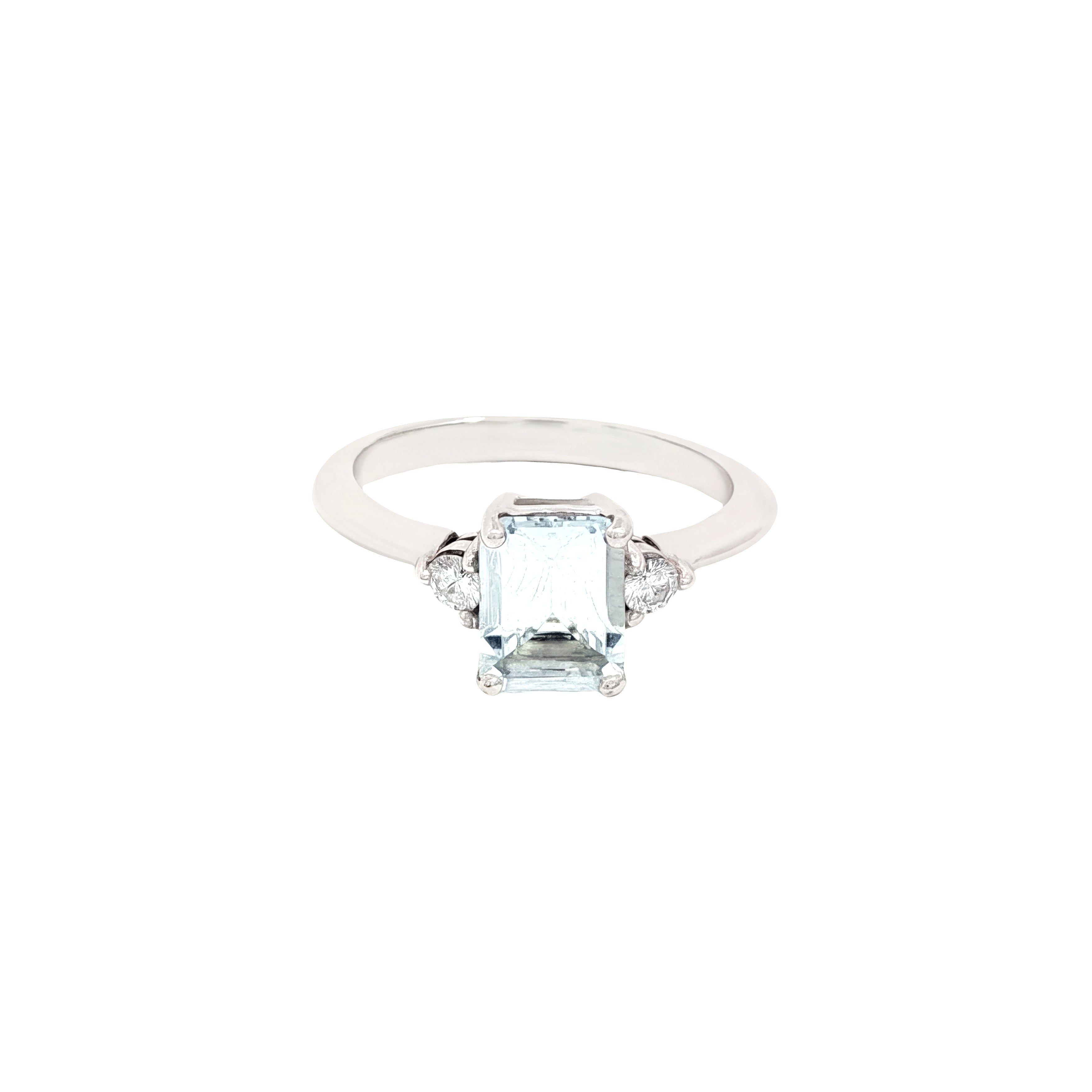 Anillo Agua Marina y Diamantes Oro Blanco 18K