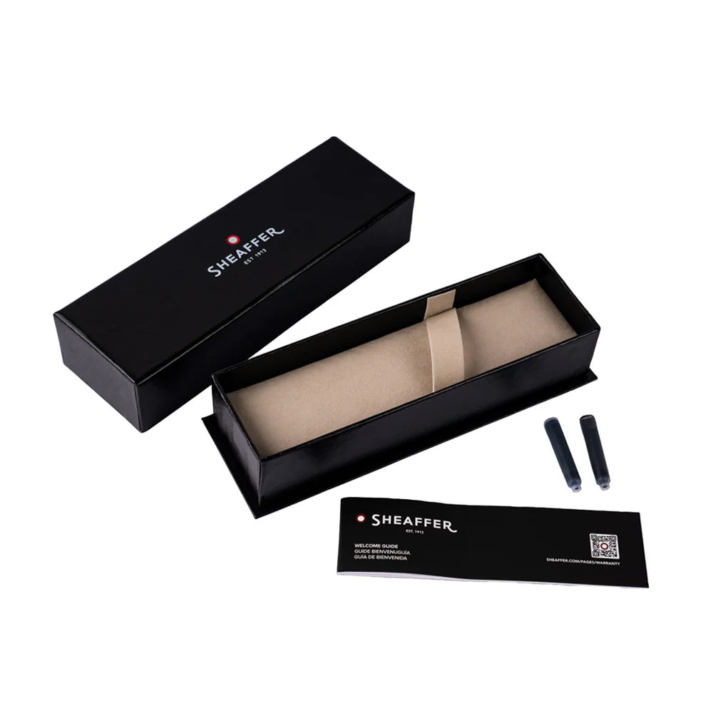 Pluma estilográfica Sheaffer® VFM azul neón con detalles cromados