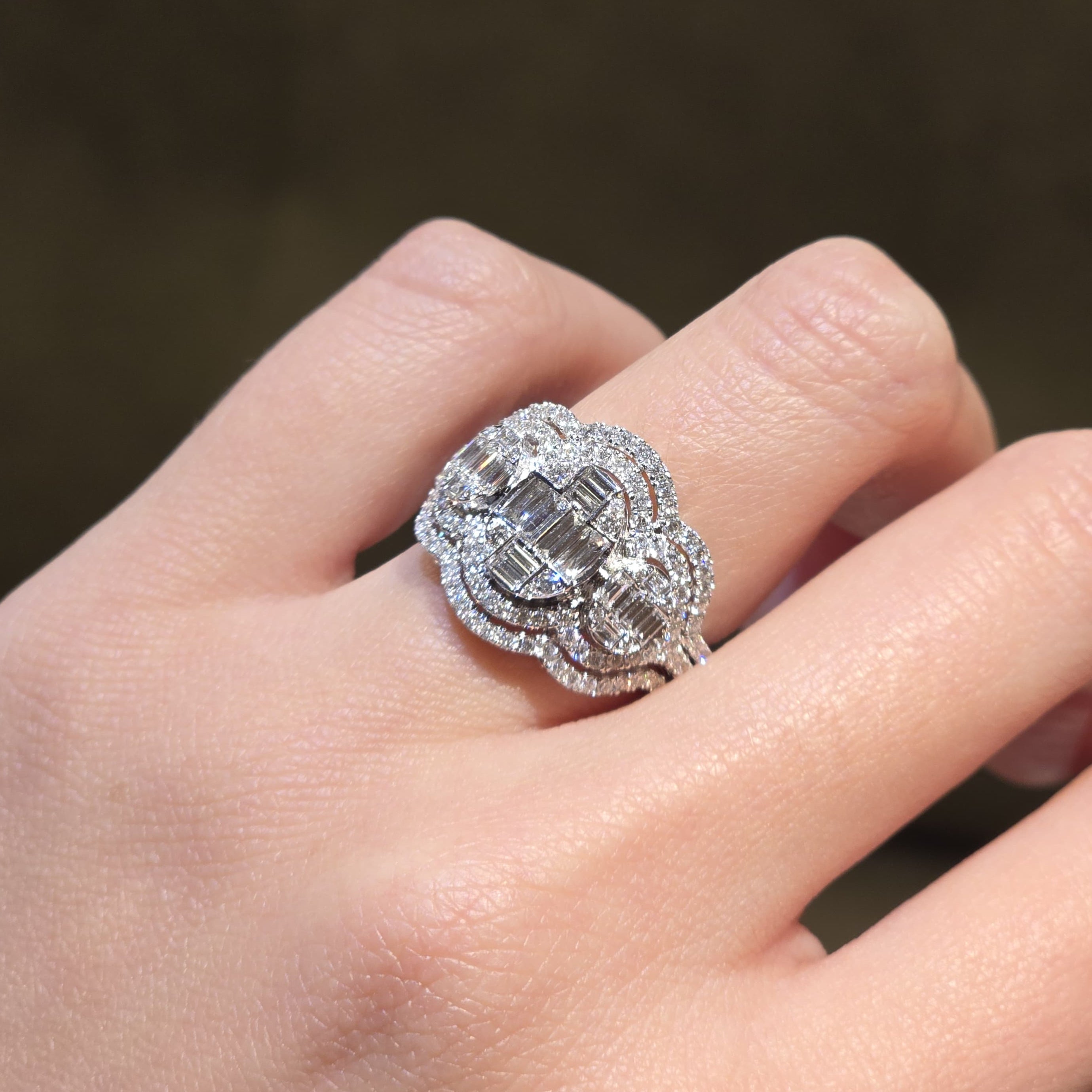 Anillo Tricillo estilo Vintage de Oro Blanco y Diamantes
