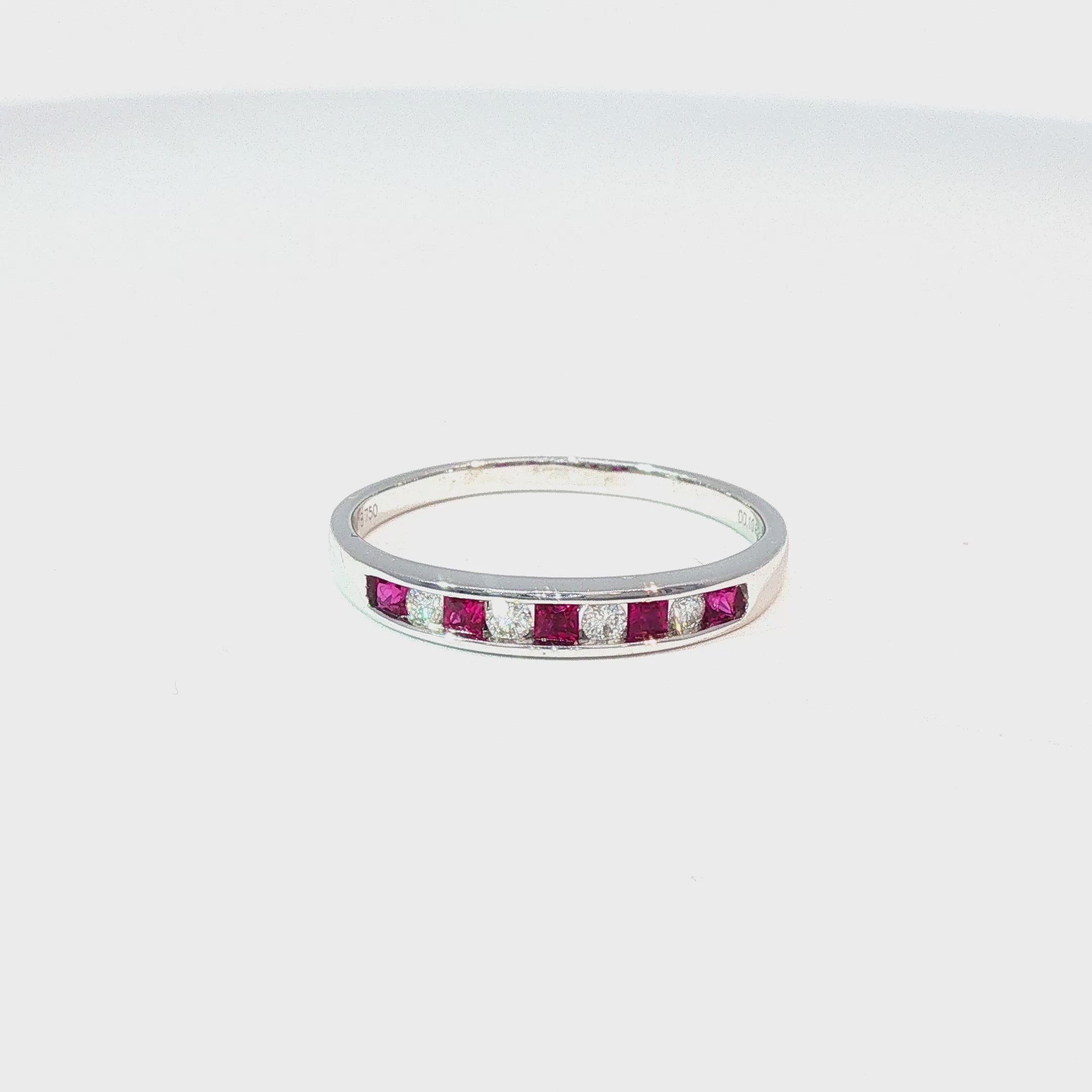 Anillo Cintillo Oro Blanco 18K Rubí y Diamantes Naturales